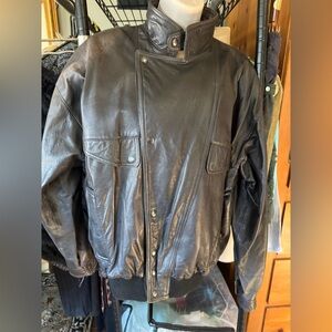 Men's Black Leather Jacket Soft and Supple; Men’s 40.. Some Issues